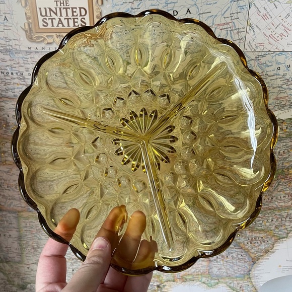 Anchor Hocking Divided Tray Amber Tri-Section Fairfield Glass Vintage Dish Tray - Picture 8 of 16